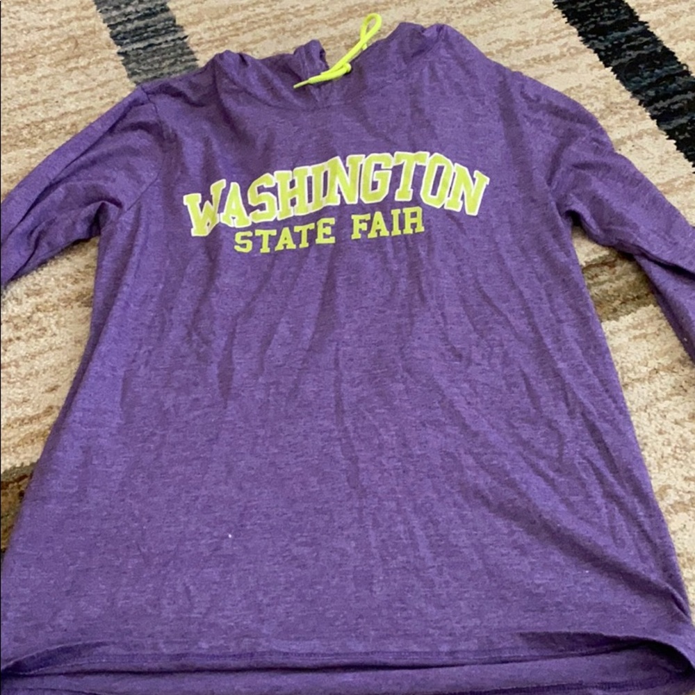 Tee shirt hoodie